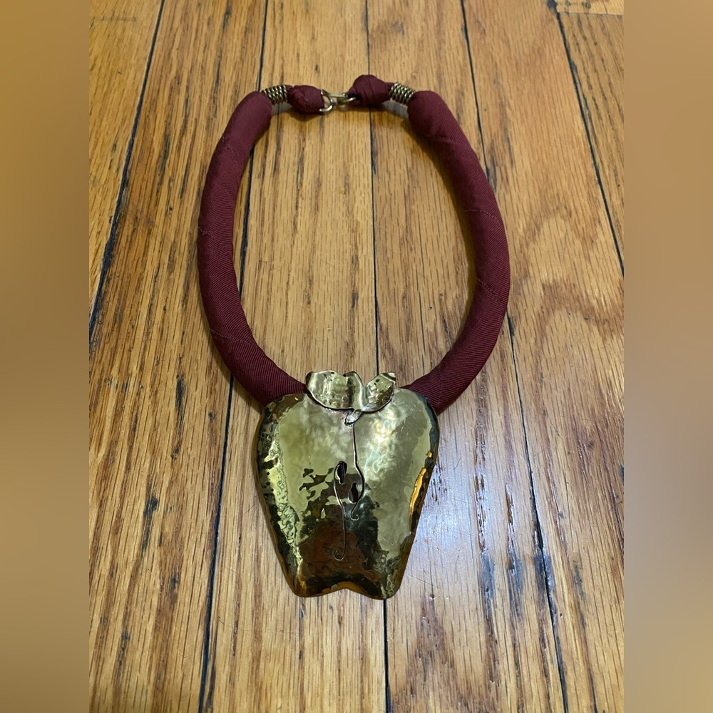Unique, apple necklace🍎✨